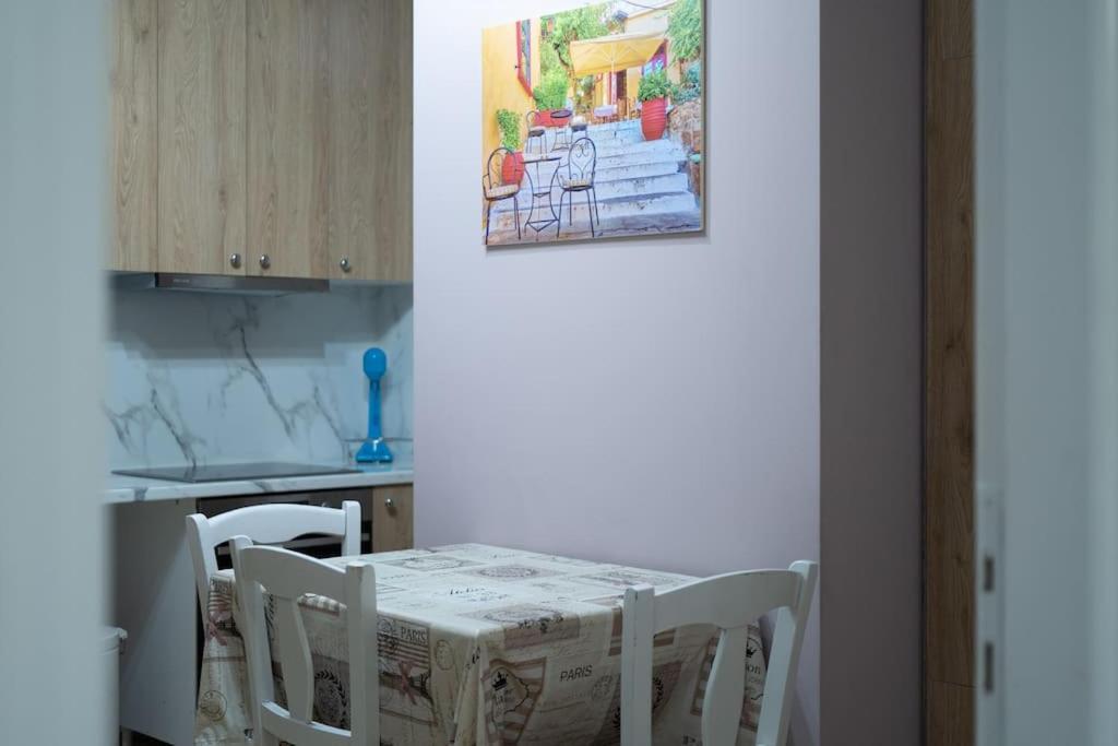 Apartamento Metaxourgio 2Nd Floor Atenas Exterior foto
