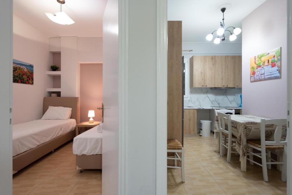Apartamento Metaxourgio 2Nd Floor Atenas Exterior foto