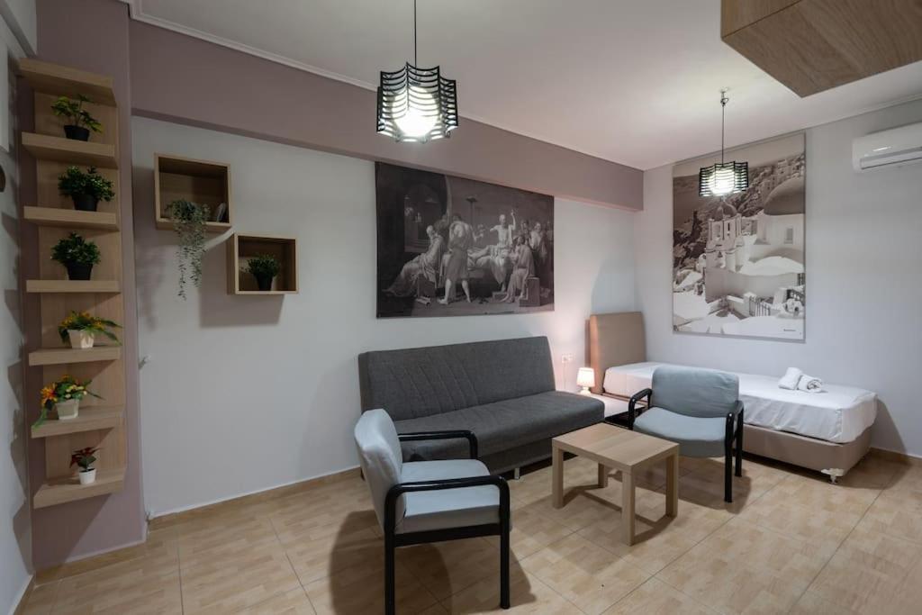 Apartamento Metaxourgio 2Nd Floor Atenas Exterior foto
