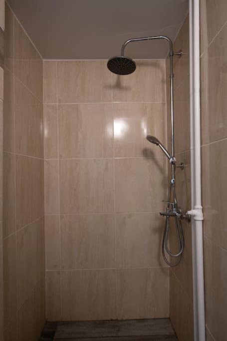 Apartamento Metaxourgio 2Nd Floor Atenas Exterior foto